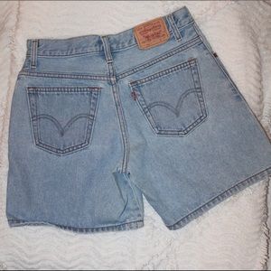 Levi's Shorts - Vintage Levi’s 550 Denim Shorts Size 6 Levi's Shorts - Vintage Levi’s 550 Denim Shorts Size 6